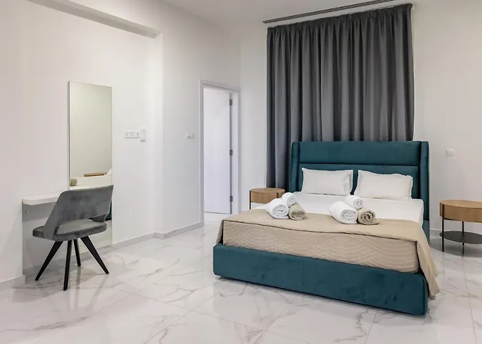 Mediterranean Dream Beachfront Willa *